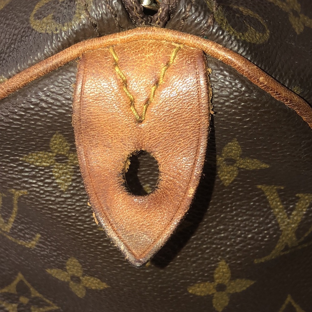 LOUIS VUITTON LV Monogram Mini Speedy 25 Boston Bag w/ LV Dust Bag, Lock & Key - Picture 15 of 17